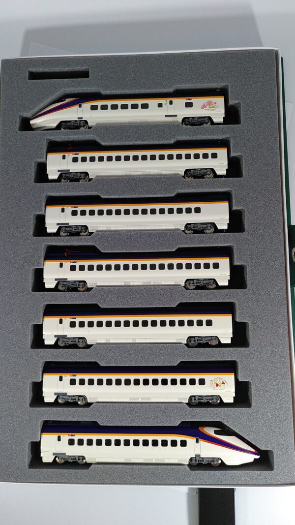 10-1255 JR E3 2000 Series Tsubasa Shinkansen 7 Car Powered Set - Image 3