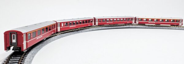 10-1414  RhB EW1 Red 4 Coach Add-on Set (4) - Image 3