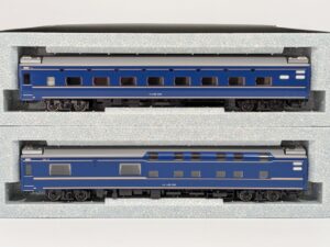 3-531 *JR Series 24 Sleeper Express Orone 25/Orahane 25 2 Coach Set (HO)