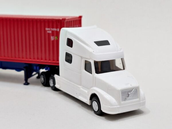 31-615 Volvo Highway Tractor/Trailer with Container and Chassis - Image 4