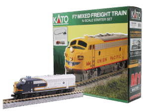 106-0051 Santa Fe F7 Blue Bonnet Freight Train Set