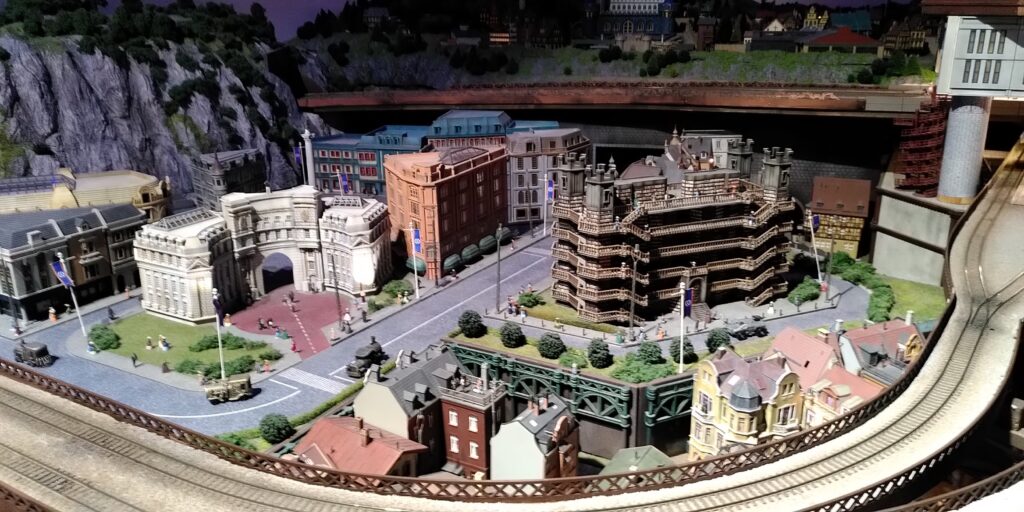 Small worlds Global Village