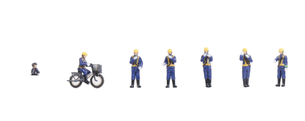 24-1101 Staff working at the freight station